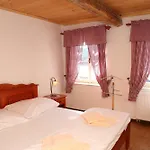 Hradni Basta فندق
