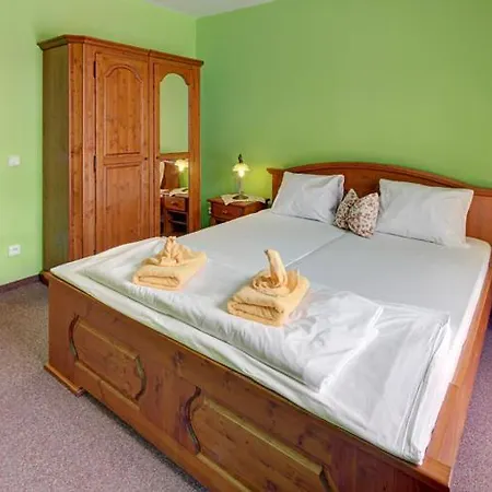 Hradni Basta Hotell 3*