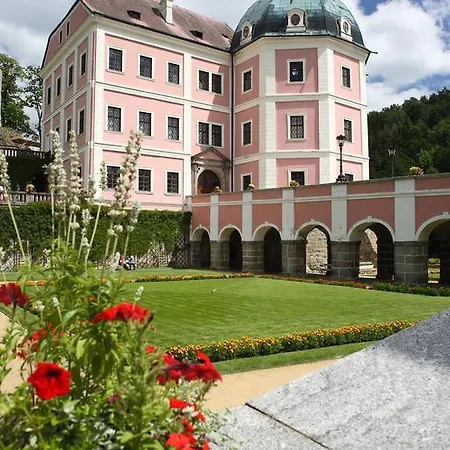 Hradní Bašta Hotel 3*