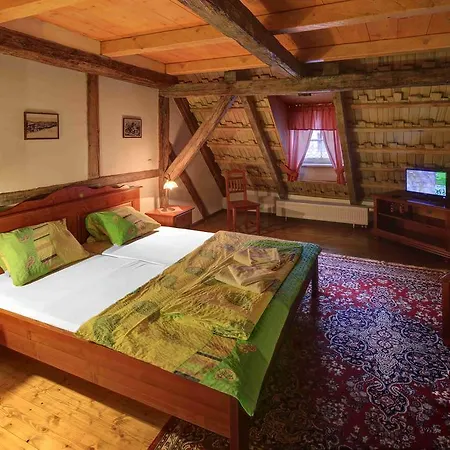 Hradní Bašta Hotel Bečov nad Teplou