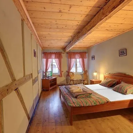 Hotel Hradní Bašta Bečov nad Teplou
