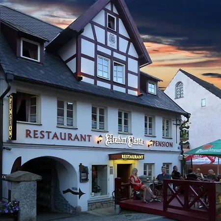 Hotel Hradní Bašta