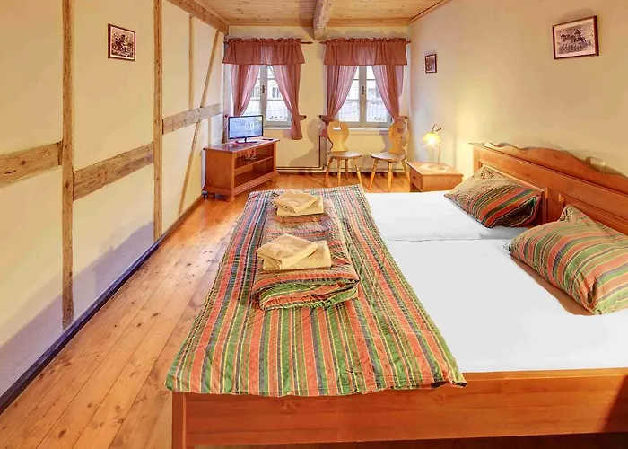 Hradni Basta Becov nad Teplou